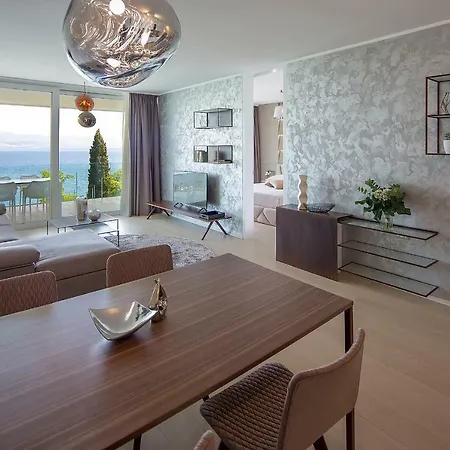 Opatija Deluxe Apartment With Swimming Pool-3