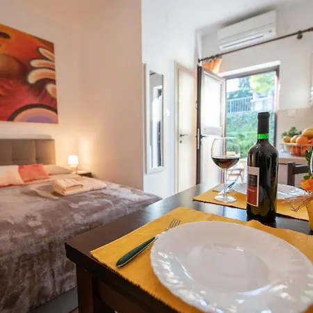 Studio Apartman Tasha-3