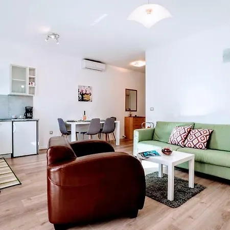 Holiday Apartments Mediterraneo-2