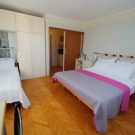 Room Bm-3