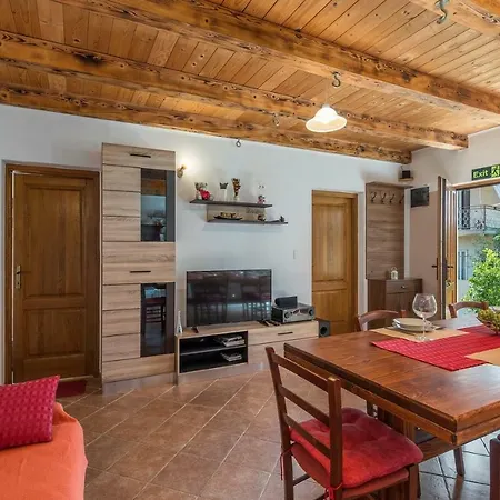 Holiday House Antonio-2