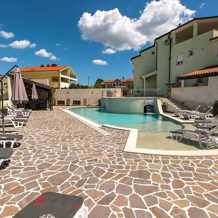 Apartments Amela-2