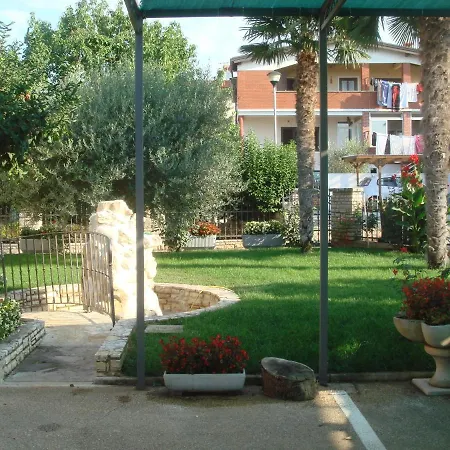 Apartments And Rooms Branka-3