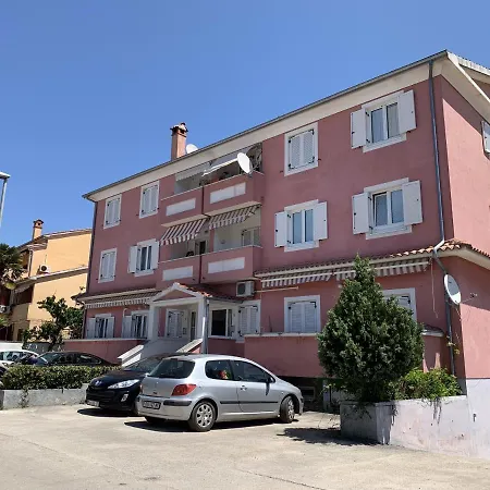 Apartman Lucija 2-2