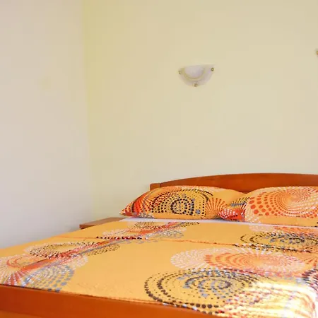 Villa Mark-2