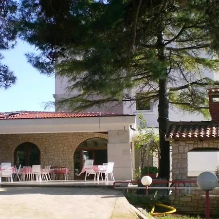 Arianna Mare Rooms-2