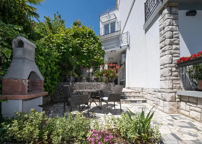Villa Tomic Apartment Mia Near The Sea Opatija