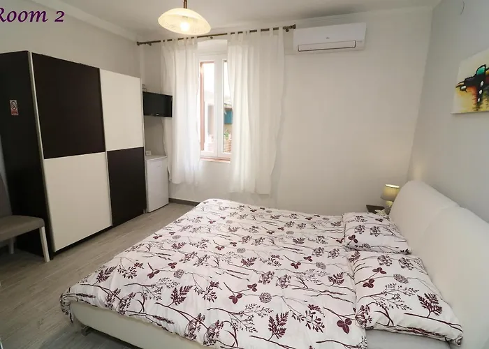 Old Town Rooms And Apartment Porec