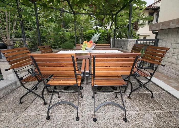Apartments Ana Opatija