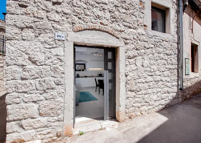 Marcus Home Rovigno