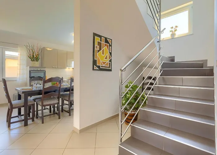 Holiday Home Villa Zara By Interhome Pula