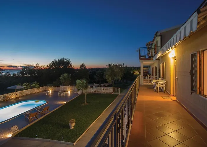 One-Bedroom Apartment In Orsera