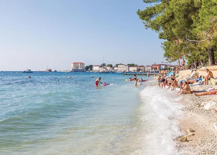 Beautiful Apartment In Porec With Wifi