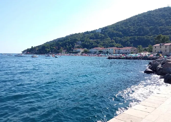 Apartments Lorinda Mošćenička Draga