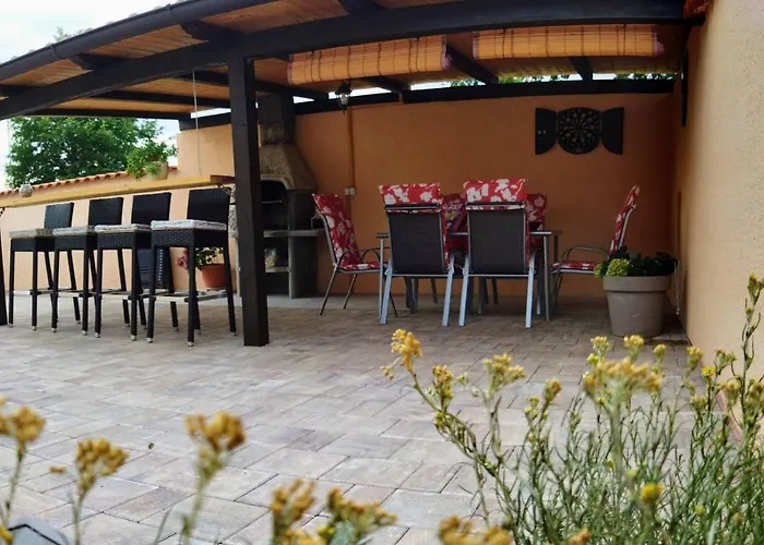 Private Holiday Home Ines Porec