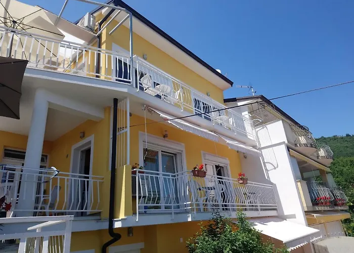 Apartments With A Parking Space Opatija - 7896 acceptant les animaux