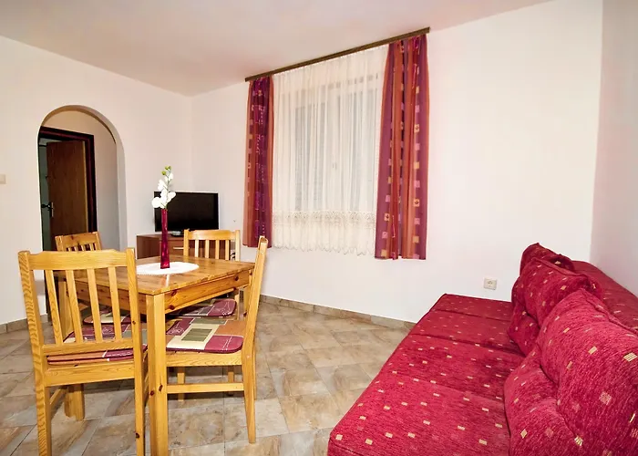 Apartments Snjezana Medolino