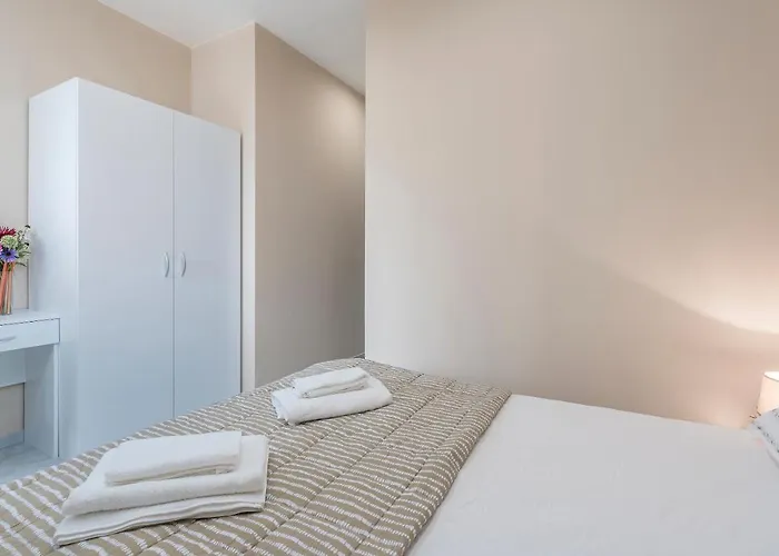 Roberto Rooms Porec