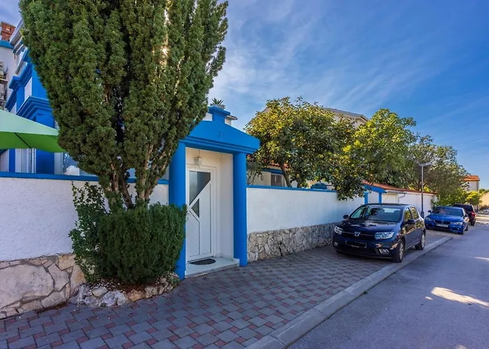 Apartments Mila Banjole