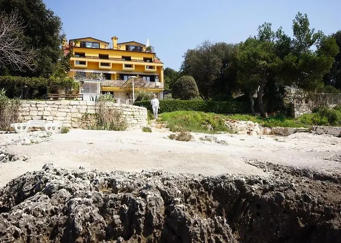 Room In Rovinj With Terrace, Air Conditioning, W-Lan 81-6