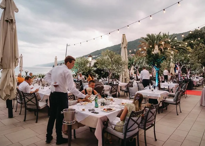 Opatija hotels near Lungo Mare