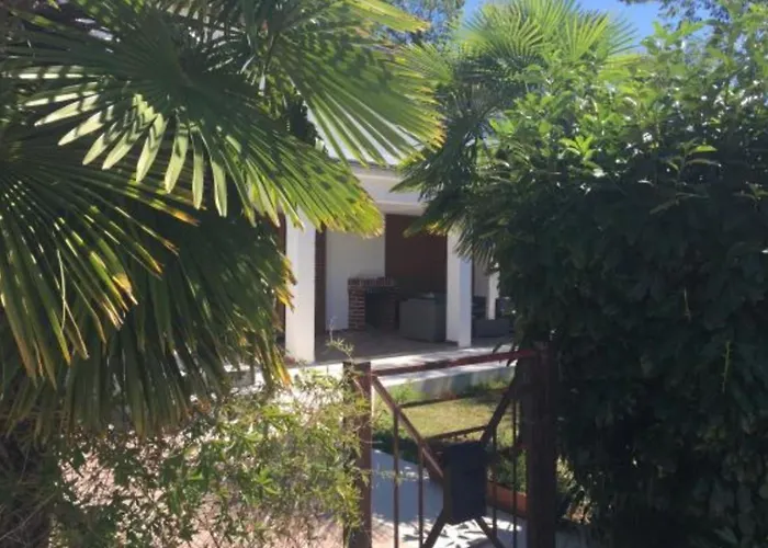Apartments Matea In Finida Porec 1Km From The Beach