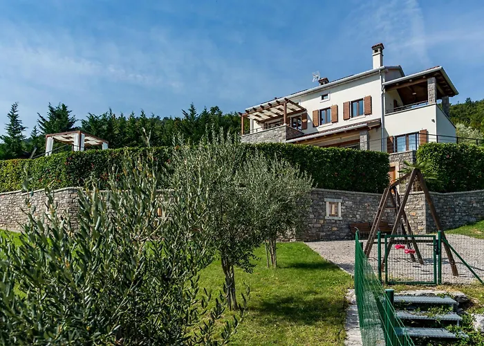 Villa Marone Opatija mit Pool