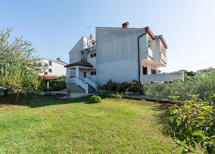 Haustierfreundliches Apartments Villa Falcon Funtana