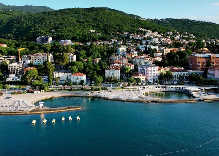 Apartment Carmen Opatija
