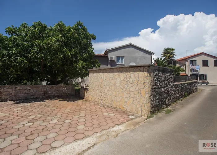 App Luka 1 - Green Garden For Children And Pets Porec