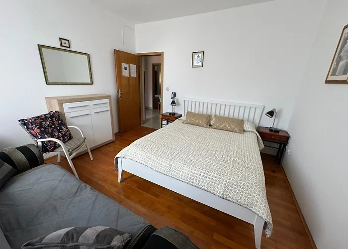 Pet friendly Apartments Duda Pula