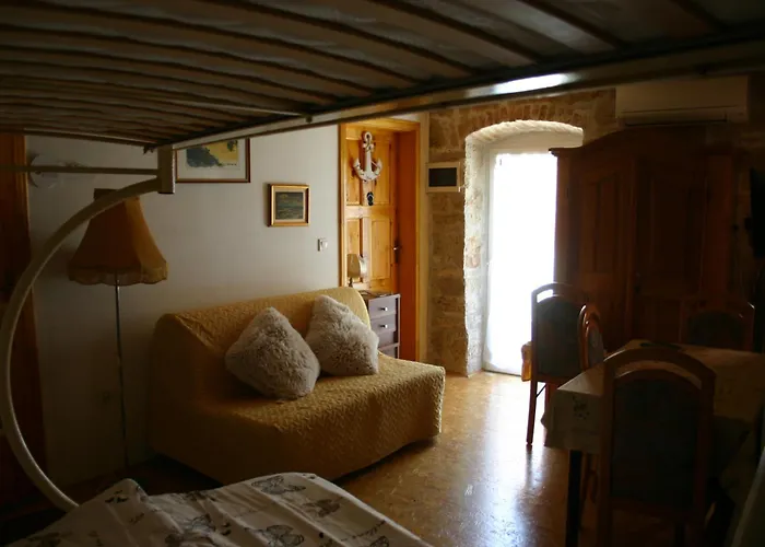 Studio Apartment La Maison De Catherine Rovigno che accetta animali