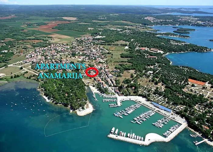 Anamarija Apartments Near The Beach And The Fantastic Adria Sea With Over 10 Small Islands Close By Funtana