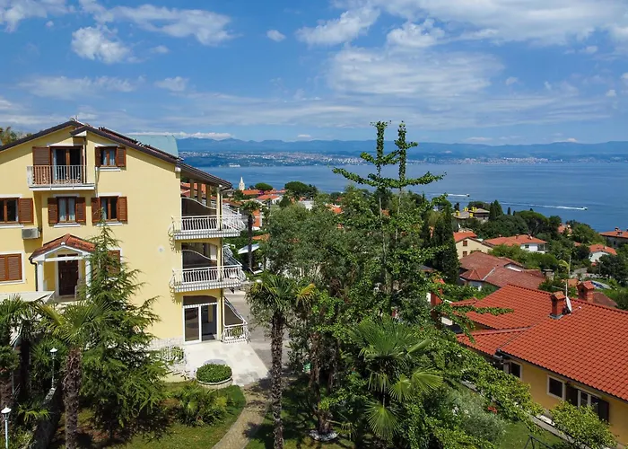 Villa Mona Lisa Lovran - Croatia