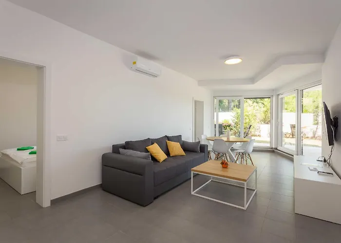 Apartments At Villa Frida Premantura