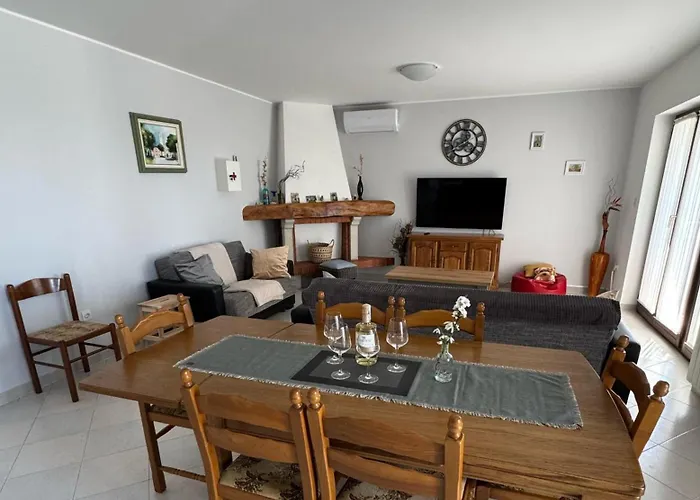 Davorka, Spacious Apartment Vrsar