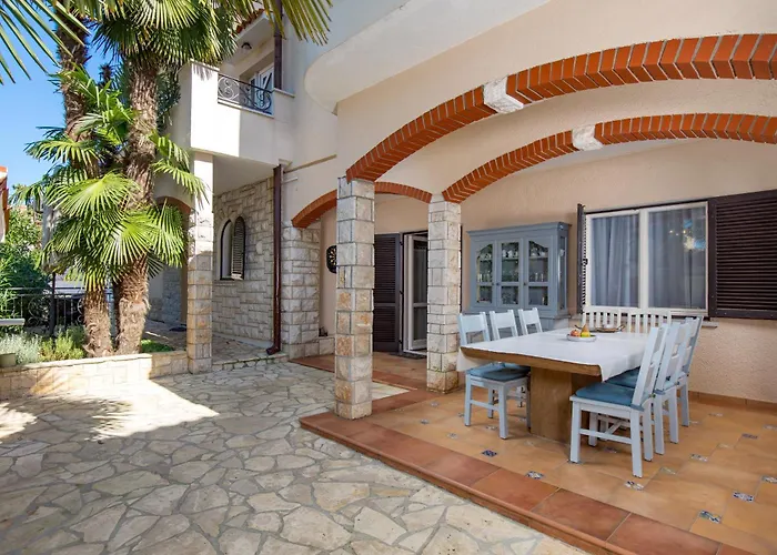 Villa Magnolia Umag mit Pool