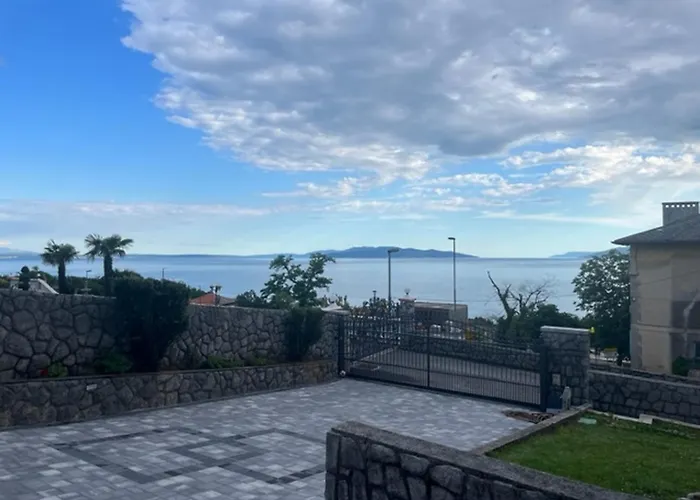 Apartments Villa Sandra Opatija