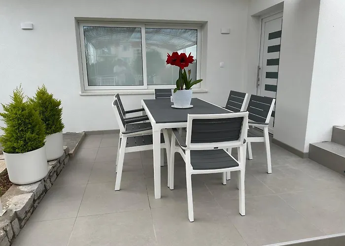 Apartments Roberta Novigrad Istria
