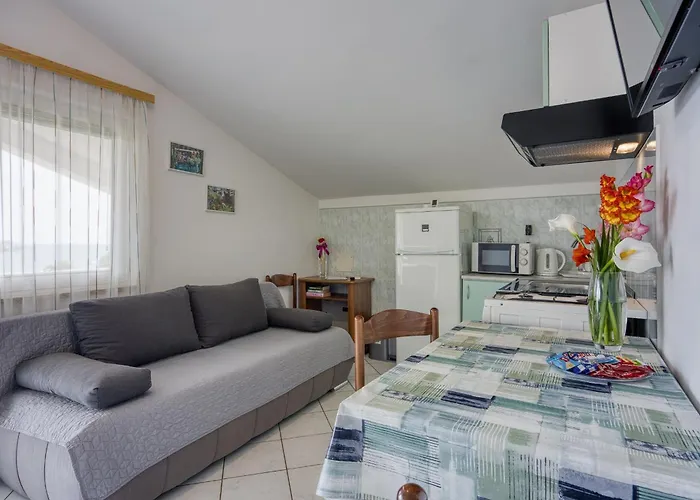 Apartments Saladinka Červar-Porat