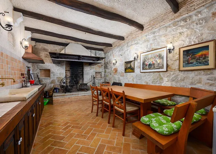 Villa Carla- Istrian Stone Villa With Sea View Vrsar