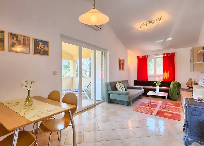 Franulovic Apartments Premantura