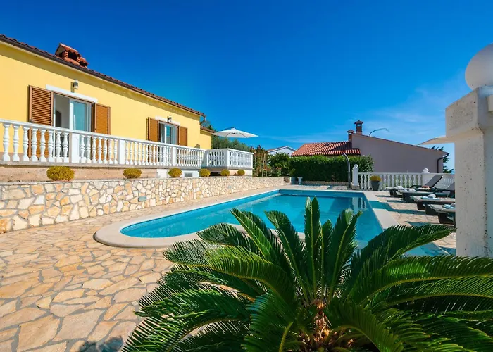 Amazing Apartment In Rabac