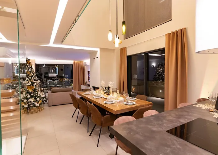 Villa Altavista - Seaview & Relax With Heated Pool & Minigolf Opatija