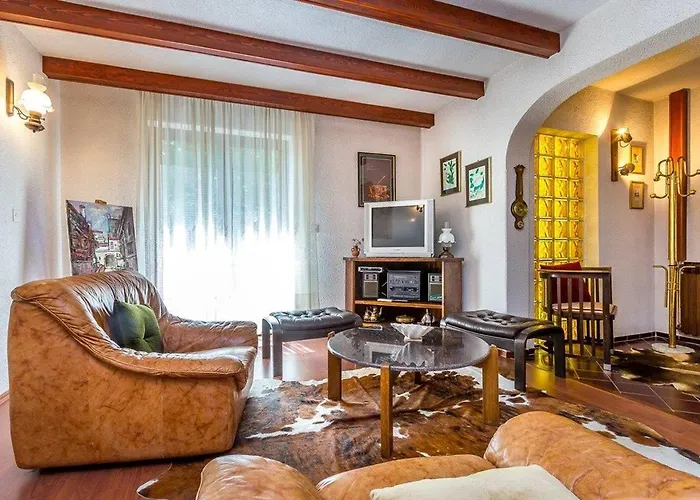 Villa House Ermanna à Pula