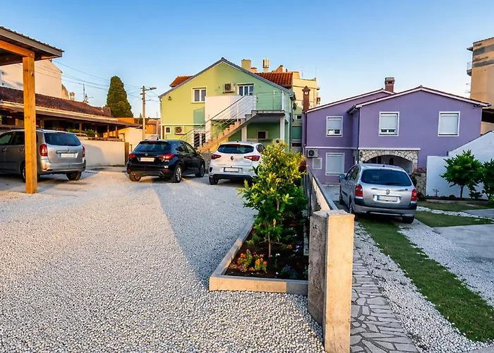 Ema & Sea Apartment'S Pula