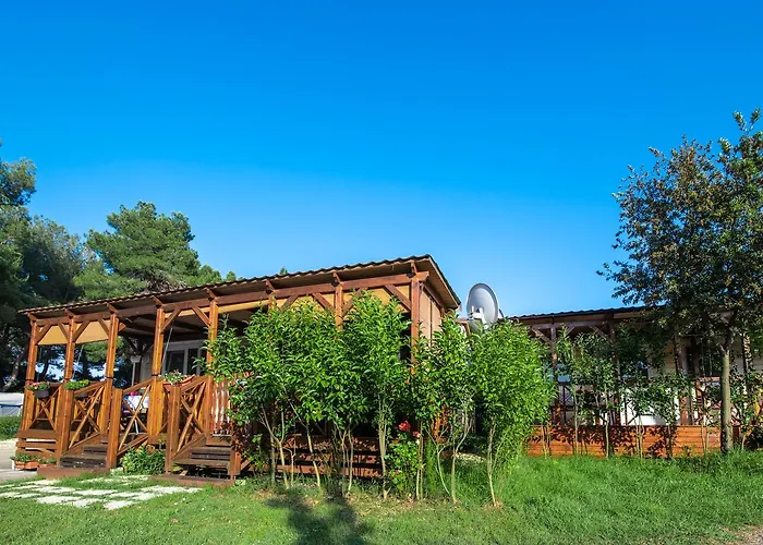 Camping Media Mobile Homes In Brioni Sunny Camping Pula