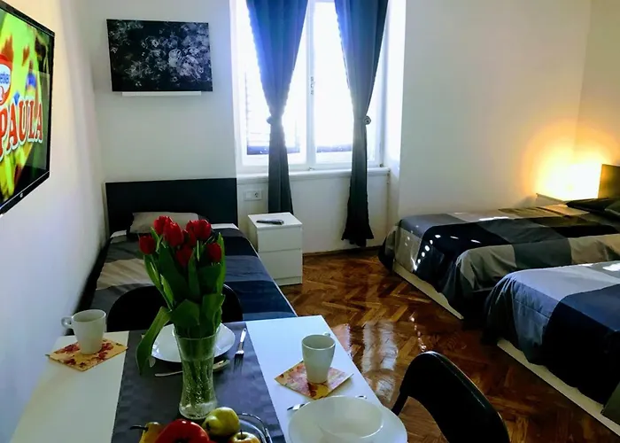 Zpula Center Apartments And Rooms