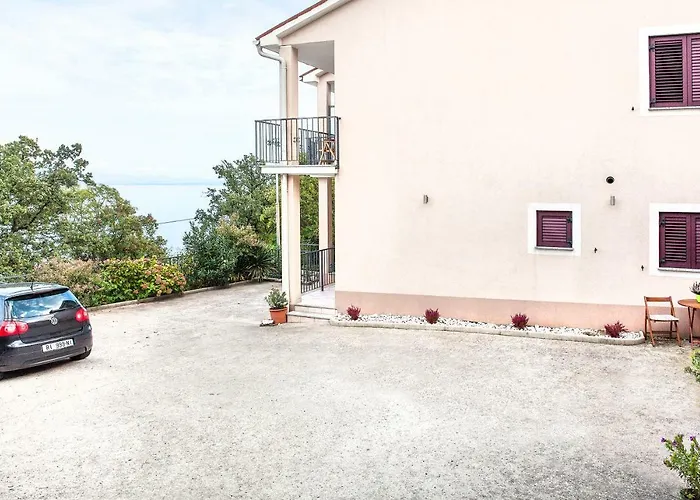 Apartment Villa Lidija Laurana