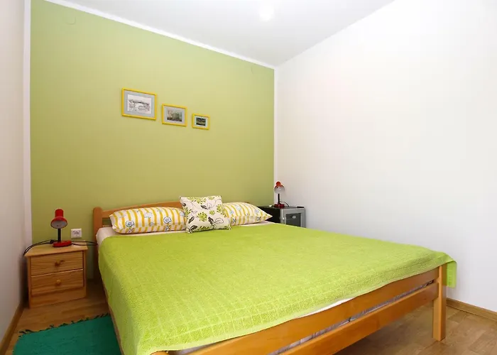 Apartments Dragica 1251 Fažana